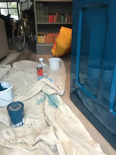 Building the finish by hand