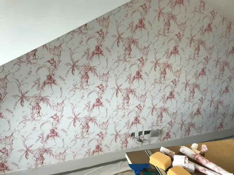 Wallpaper installation, Kensington